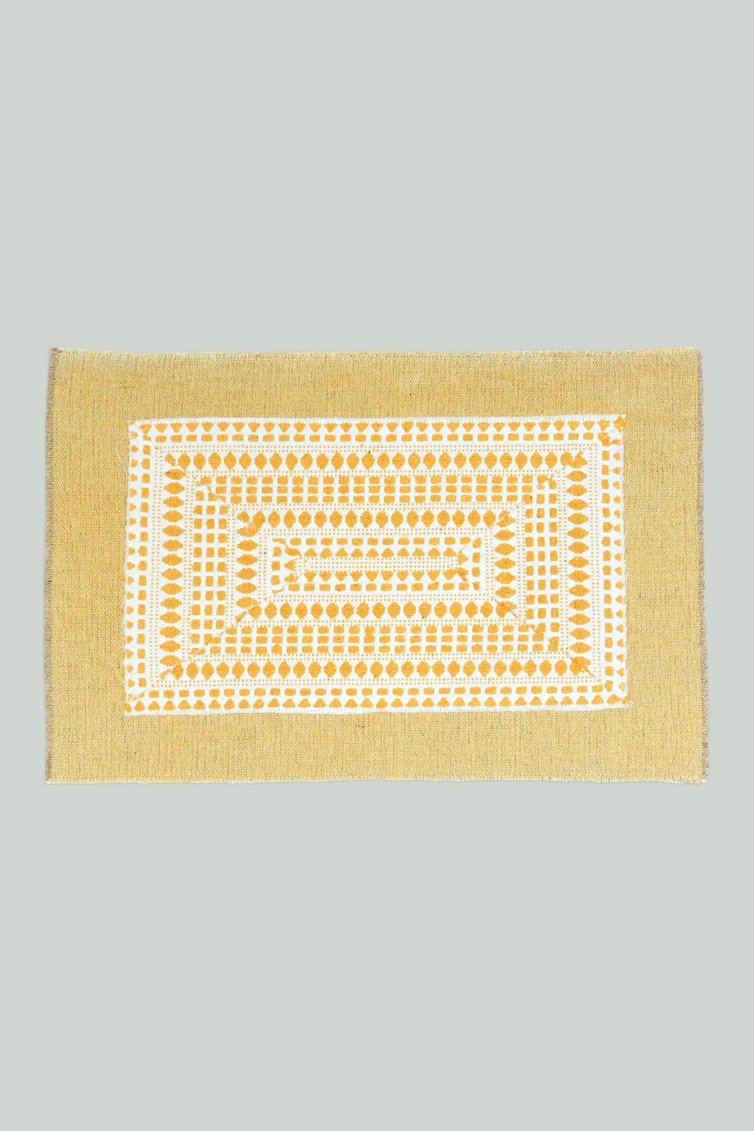 Handwoven Table Mats Set Of 6 Pcs - White & Yellow | Ozel Handwoven Table Mats Set Of 6 Pcs - White & Yellow