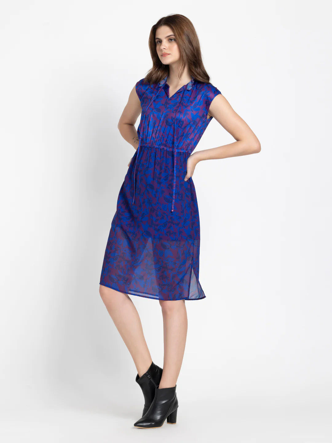 Casual Knee Length Blue Dress | Vibrant Blooms Knee-Length Casual Dress