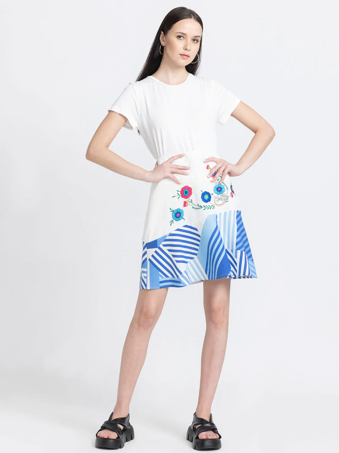 White Printed Fit Skirt | White Printed Fit & Flare Skirt