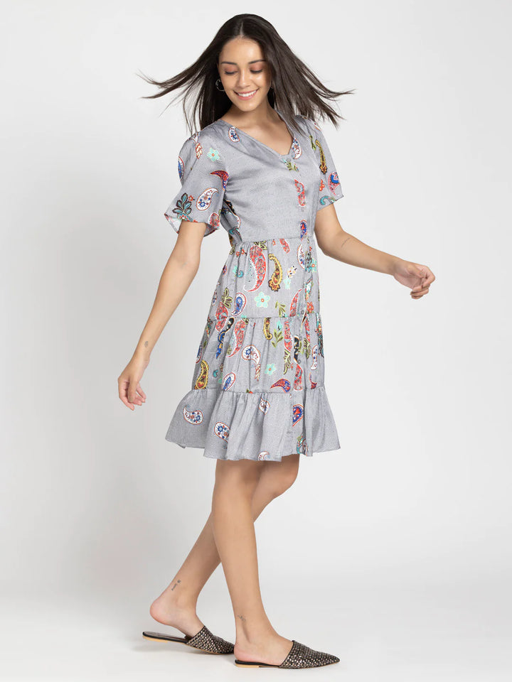 Paisley Modern Dress for Women | Paisley Elegance Knee-Length Dress