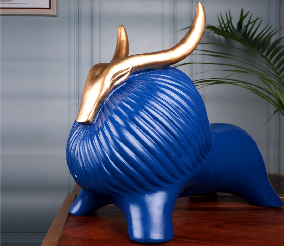 Blue Polyresin Bull Art Figurine - Elegant Home Decor Piece | Elegant Polyresin Bull Art Figurine (Blue)