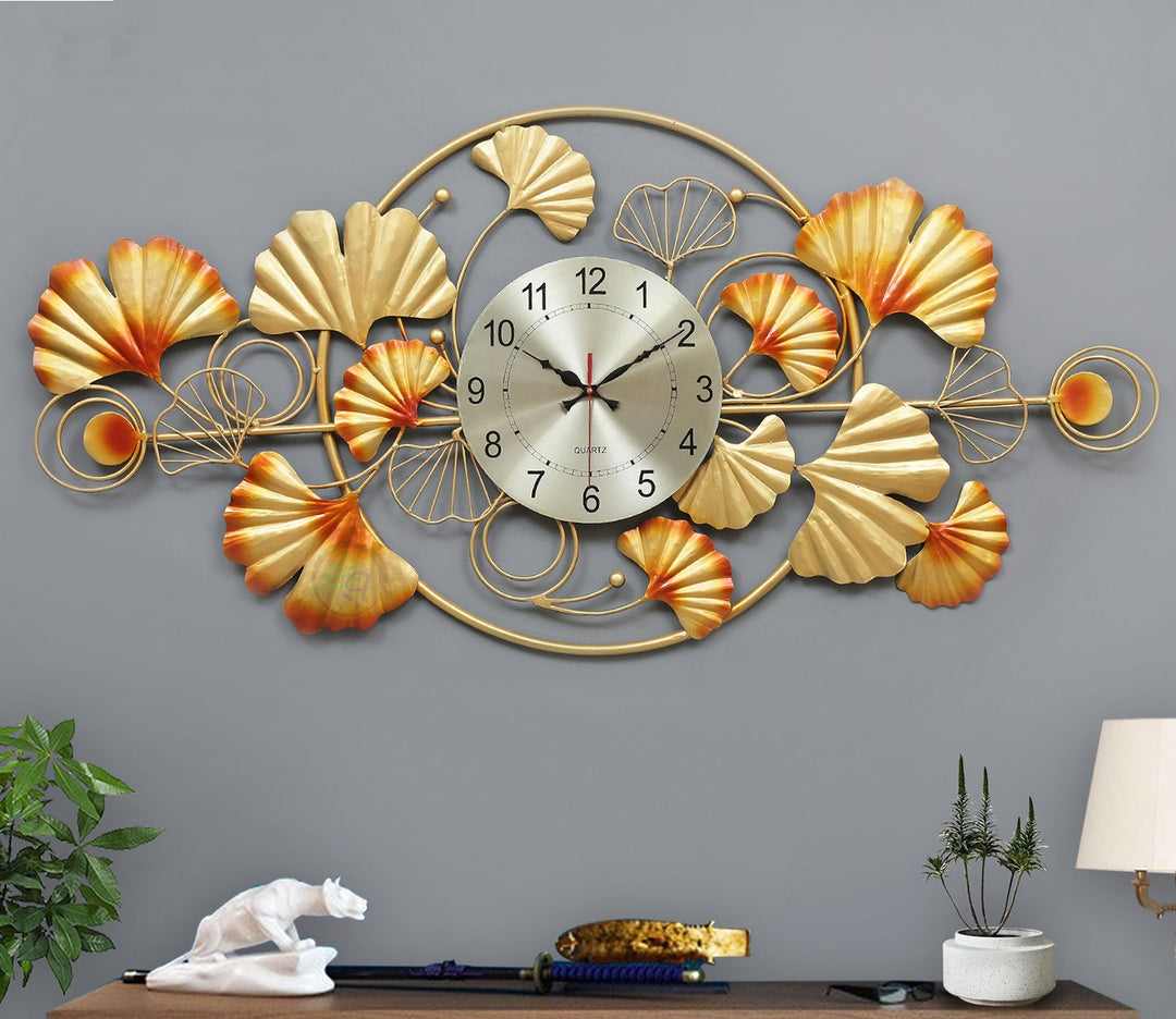 Grand Golden Metal Wall Hanging Clock