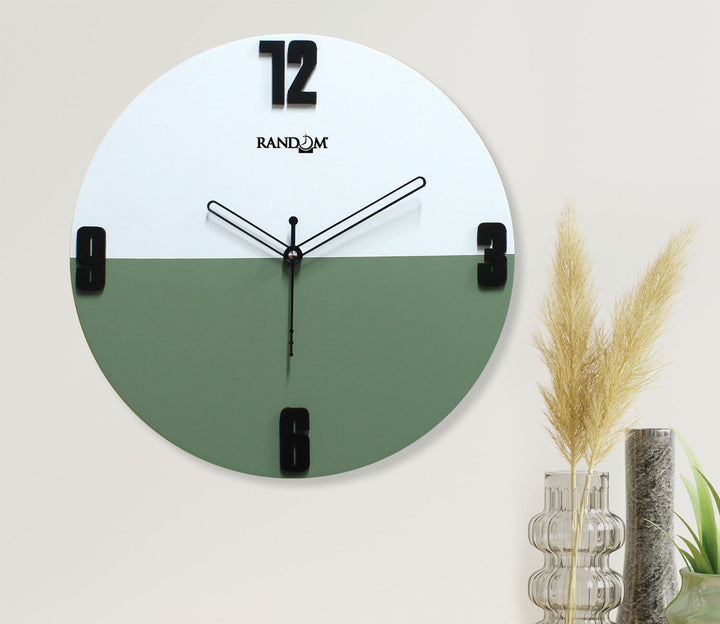 Modern Black and White Round Wall Clock