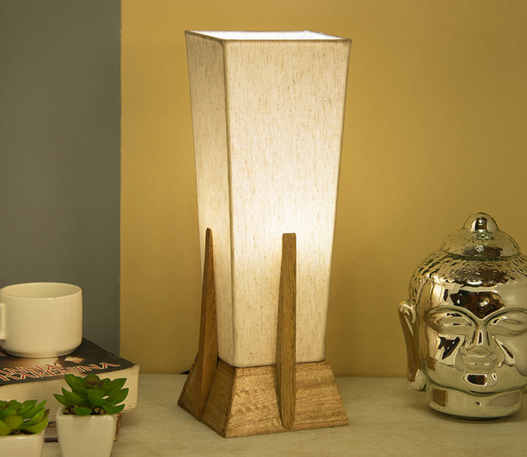 Warm Comfort with the Mango Retro Table Lamp