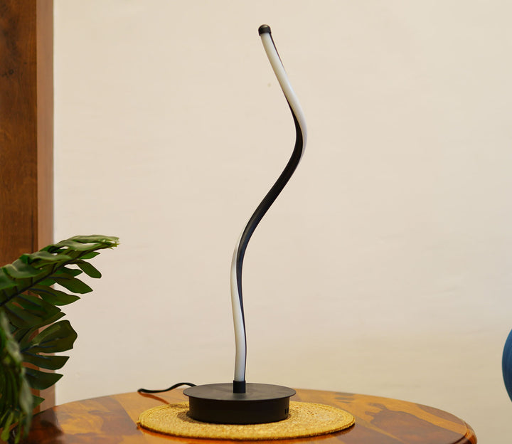 White Zig-Zag Metal LED Table Lamp