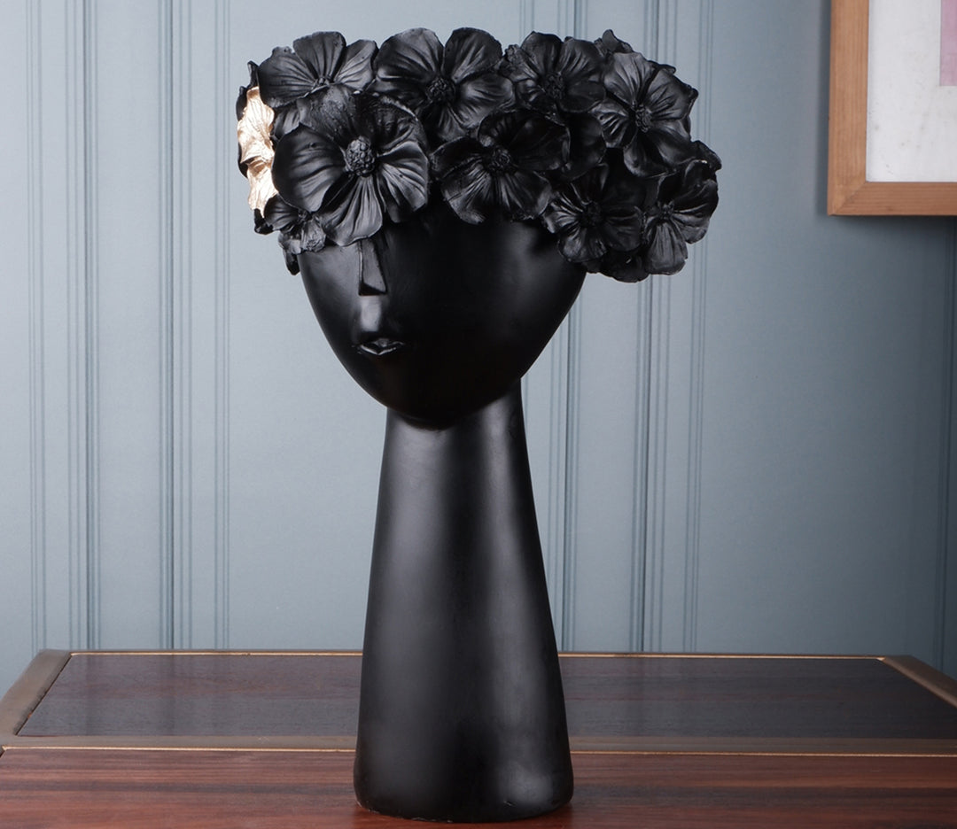 Sleek Resin Figurine | Black Polyresin Premium Modern Art Figurine