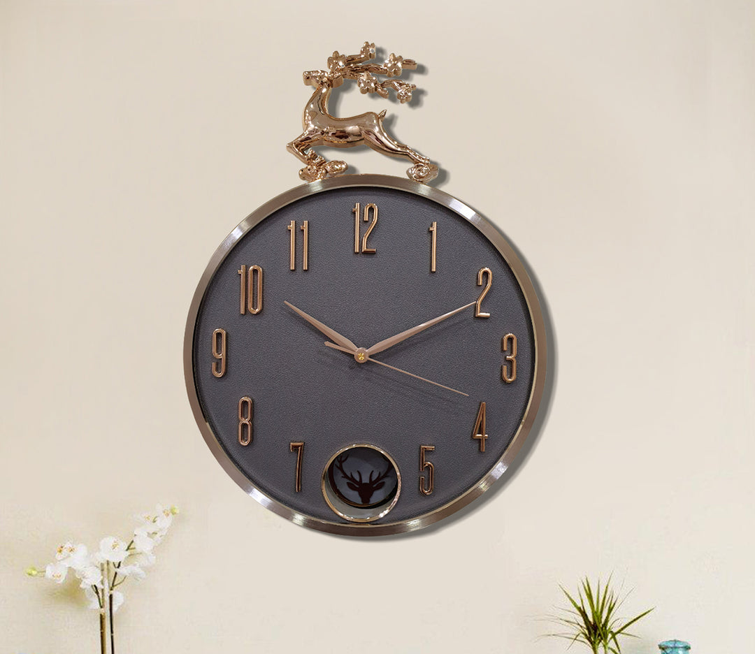 Modern Gray Reindeer Pendulum Wall Clock