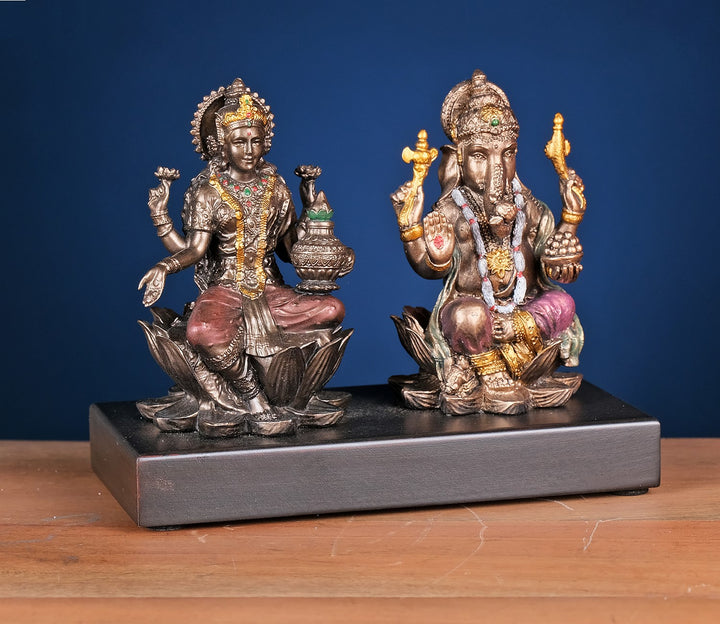 Elegant Ganesh Laxmi Murti Set on Lotus