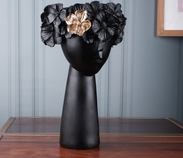 Sleek Resin Figurine | Black Polyresin Premium Modern Art Figurine
