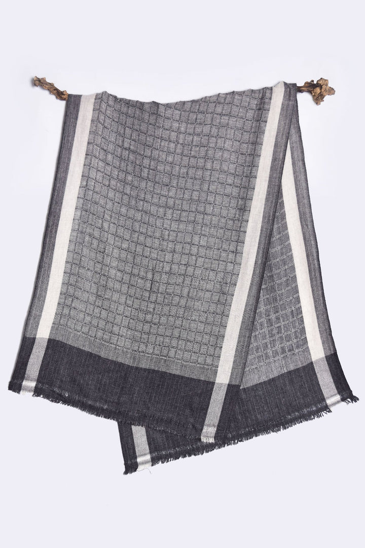 Soft Cashmere Stole: Gray and Black Check Print, 75cm x 210cm | Vadon Soft Cashmere Stole - Gray & Black