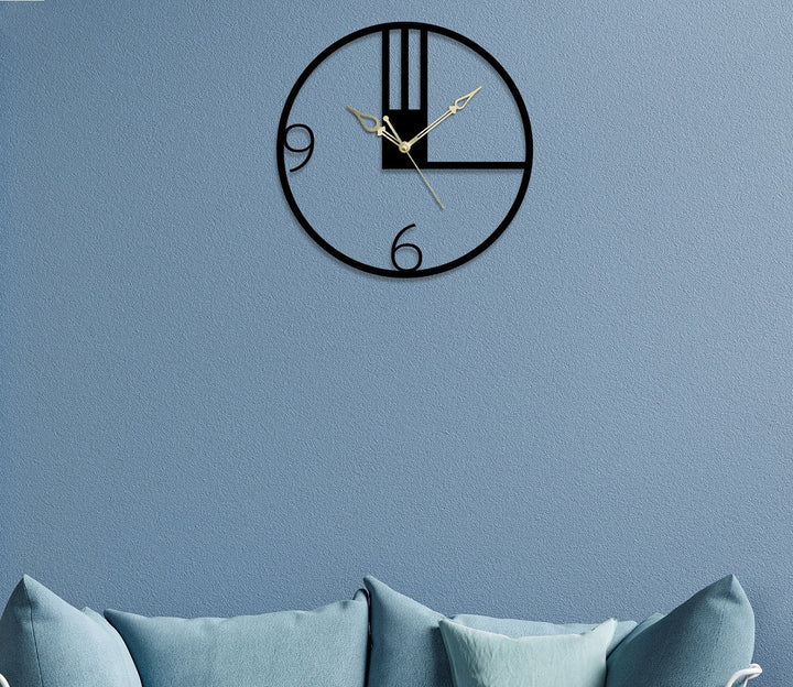 Stylish Metal Wall Clock with Arabic Numerals