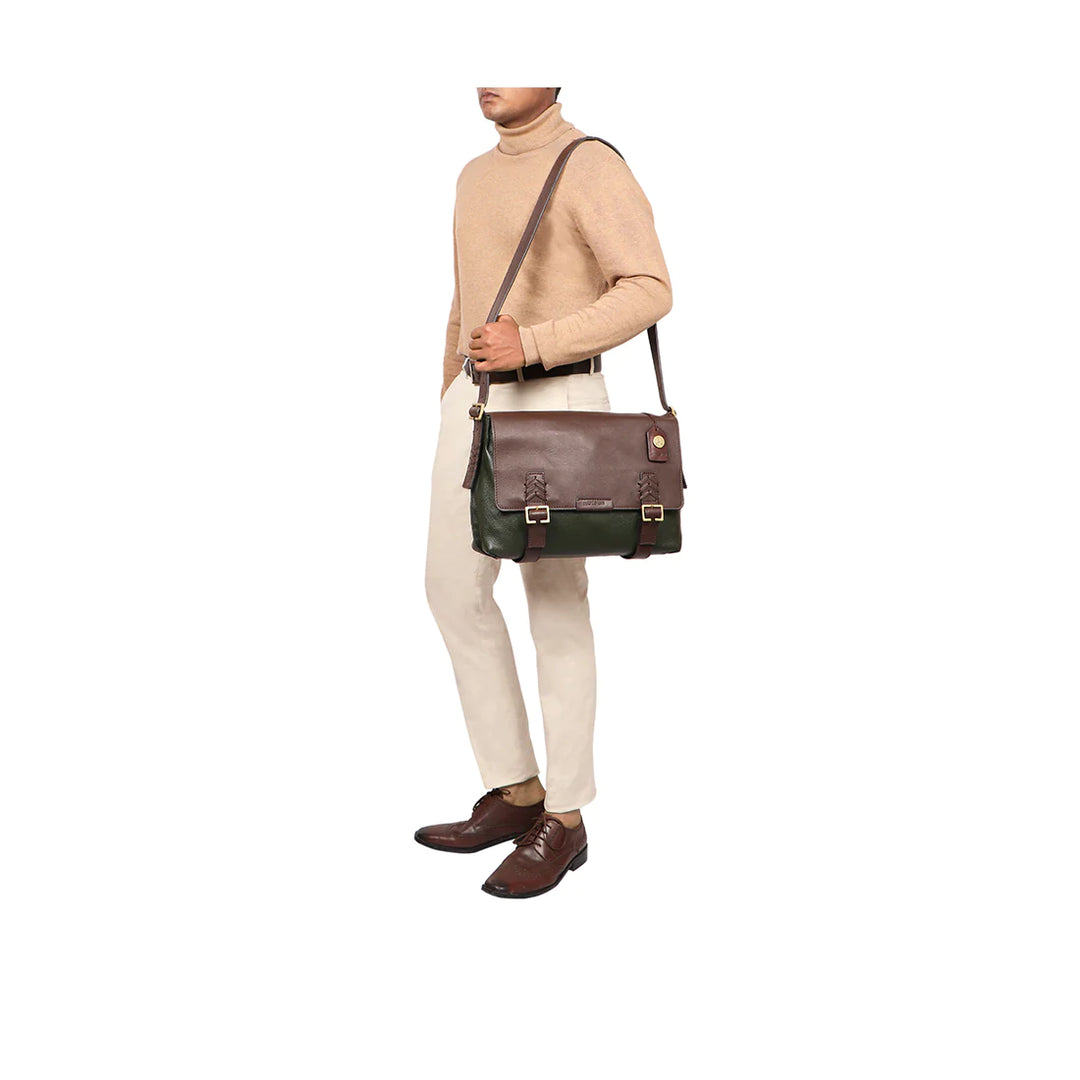 Men's Leather Messenger Bag, Interlacing Detail | Vanguard Men's Messenger Bag