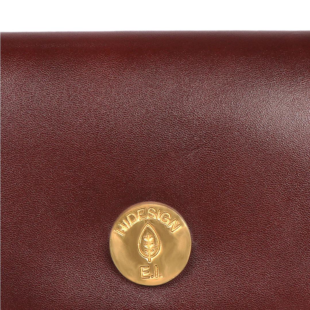 Brown Leather Bi-Fold Wallet | Timeless Elegance Bi-Fold Wallet