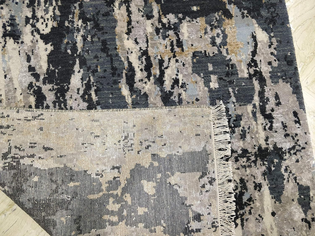 Gray Wool and Bamboo Silk Rug for Modern Homes | Handmade Woolen & Bamboo Silk Hand Knotted Grey Rug - 47.24" x 70.86"