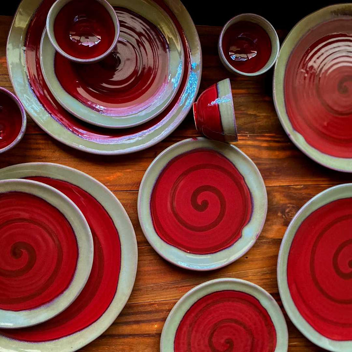 Ceramic Quarter Plates with Double Glaze Spirals | Handmade Ceramic Quarter Dinner Plates - Red