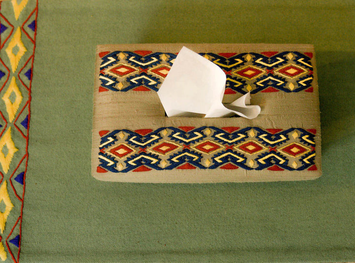 Green Silk Tissue Box with Embroidery | Zeya Handwoven Tissue Box - Green