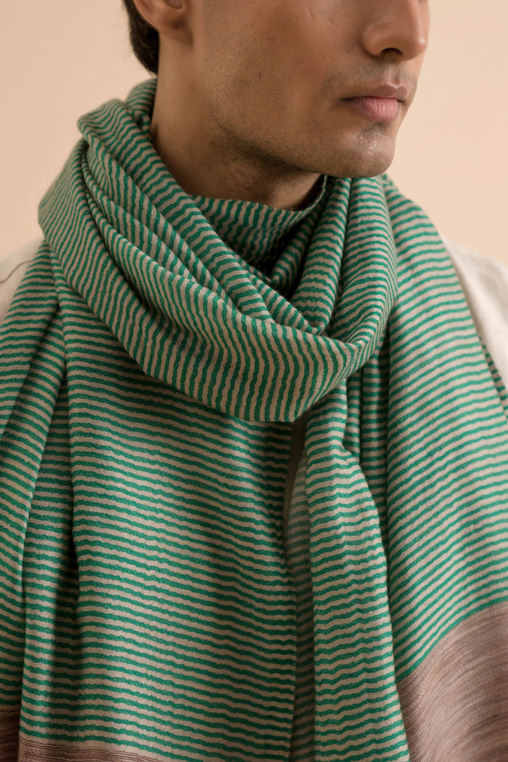 Green Cashmere Stole - Handwoven Design | Amadi Soft Cashmere Stole - Green
