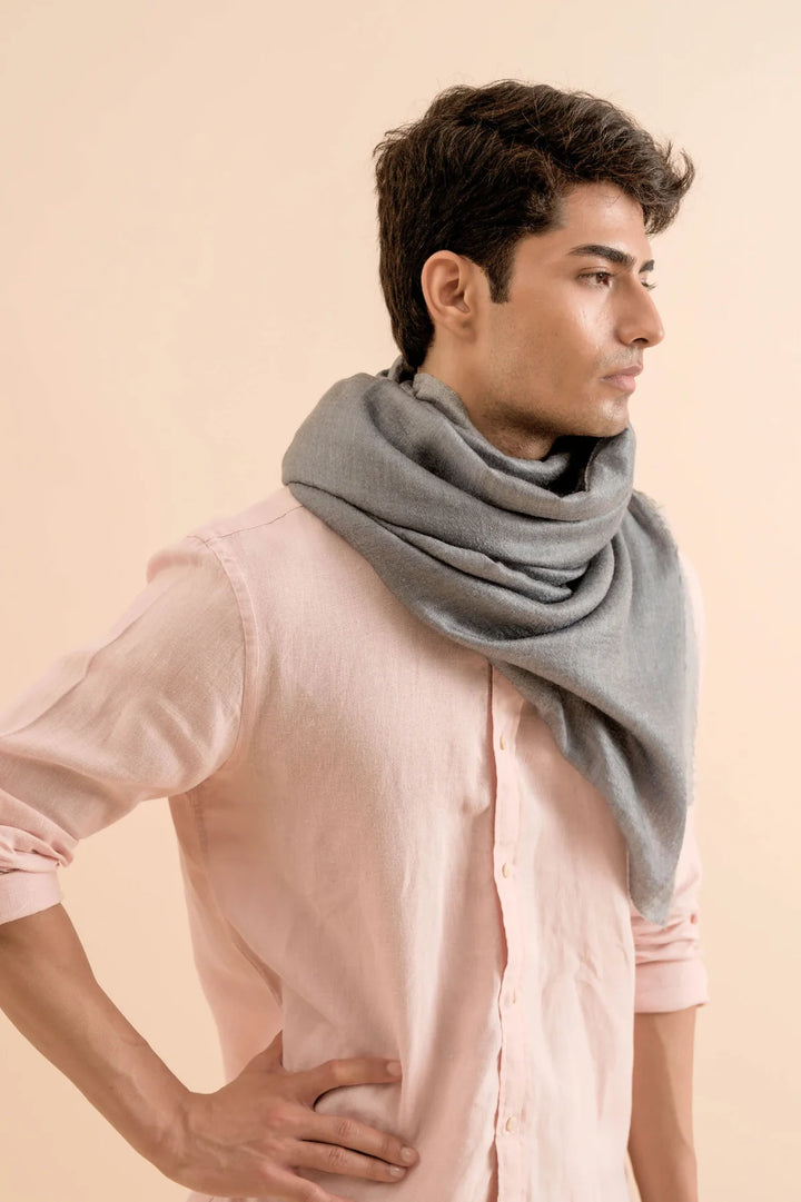 Soft Cashmere Stole: Elegant and Timeless | Zeok Handwoven Soft Cashmere Stole - Gray & Purple