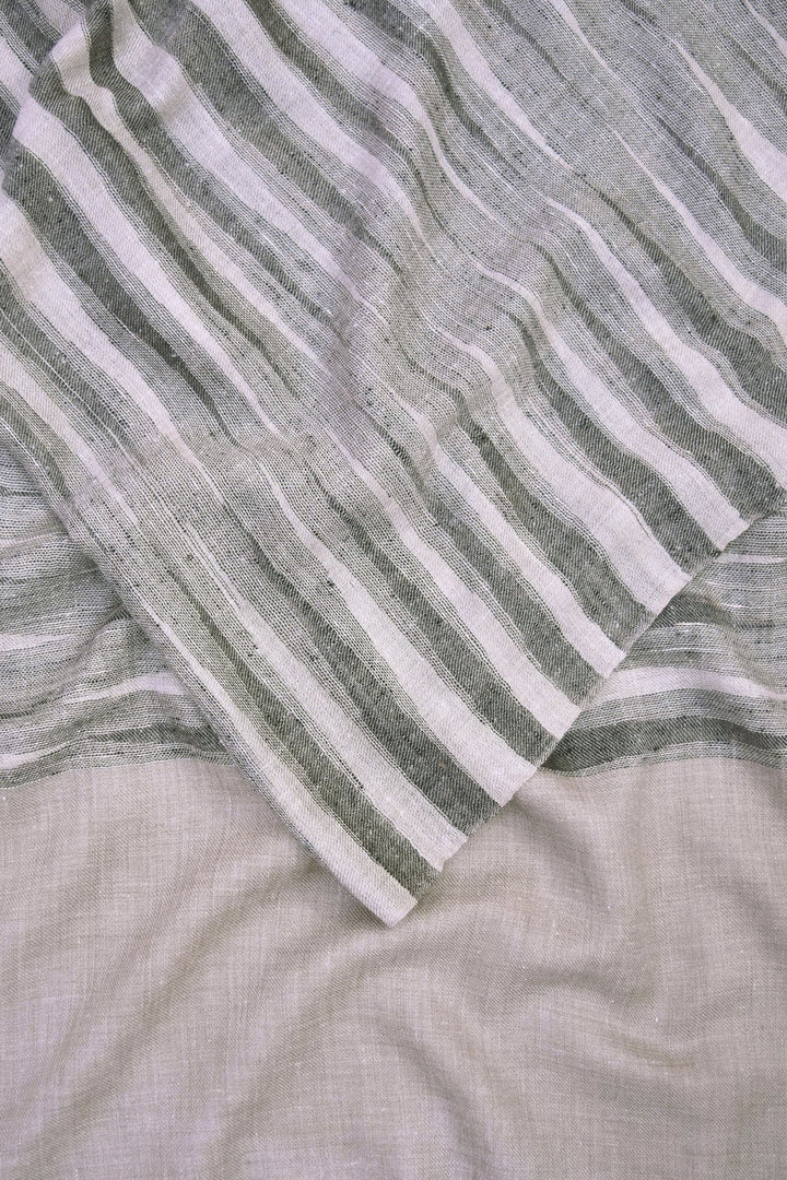 Gray & White Pashmina Stole - 72cm x 200cm | Sila Handwoven Pashmina Stole - Gray & White