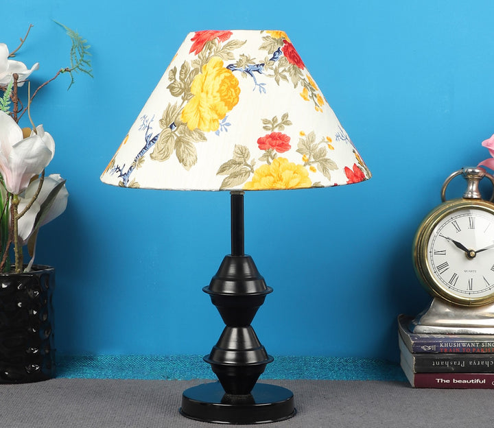 Black Metal Table Lamp with Multicolor Shade