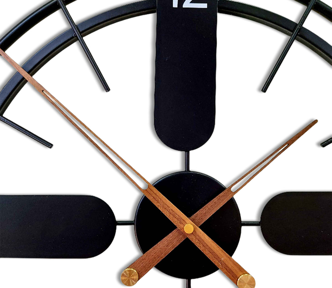 Wooden Needles Metal Wall Clock