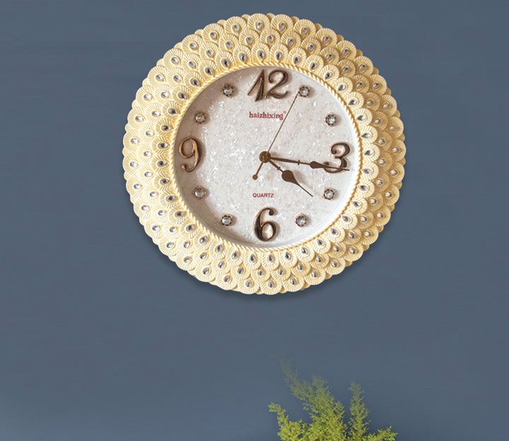 Royal Pearl Cream Wall Clock