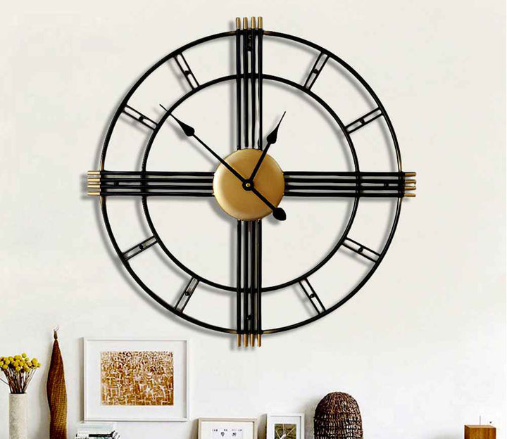 Metal Pencil Wall Clock