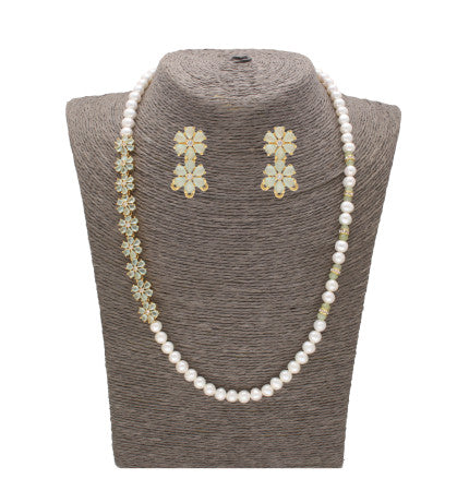 Classic Green Stone Pearl Necklace | Green Stone Pearl Necklace