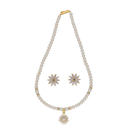 Pearl Necklace and Earrings Set | Enchante Pearl Harmony Set