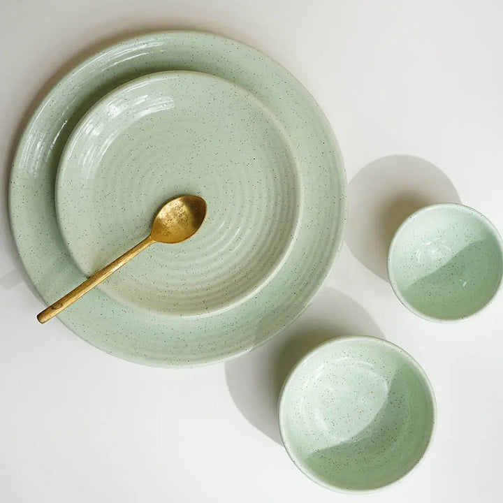8-Piece Pastel Green Ceramic Dinner Set | Handmade Ceramic Dinner Set of 8 Pcs - Pastel Green