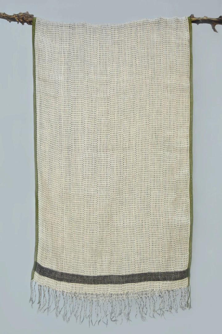 Handwoven Linen Stole with Embroidered Borders | Vedere Handwoven Linen Stole - White & Green