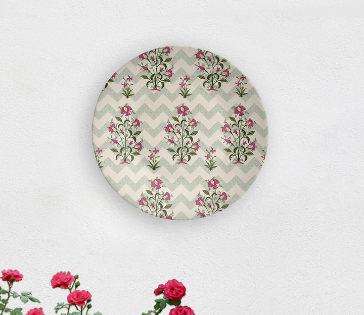 Zig Zag Floral Pattern Ceramic Decorative Wall Plate