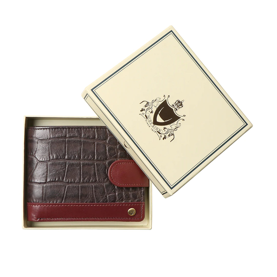 Men's Bi-Fold Leather Wallet | Streamlined Brown Bi-Fold Wallet