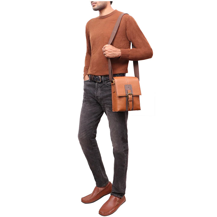 Men's Vegetable-Tanned Leather Crossbody Sling Bag | Urban Elegance Crossbody