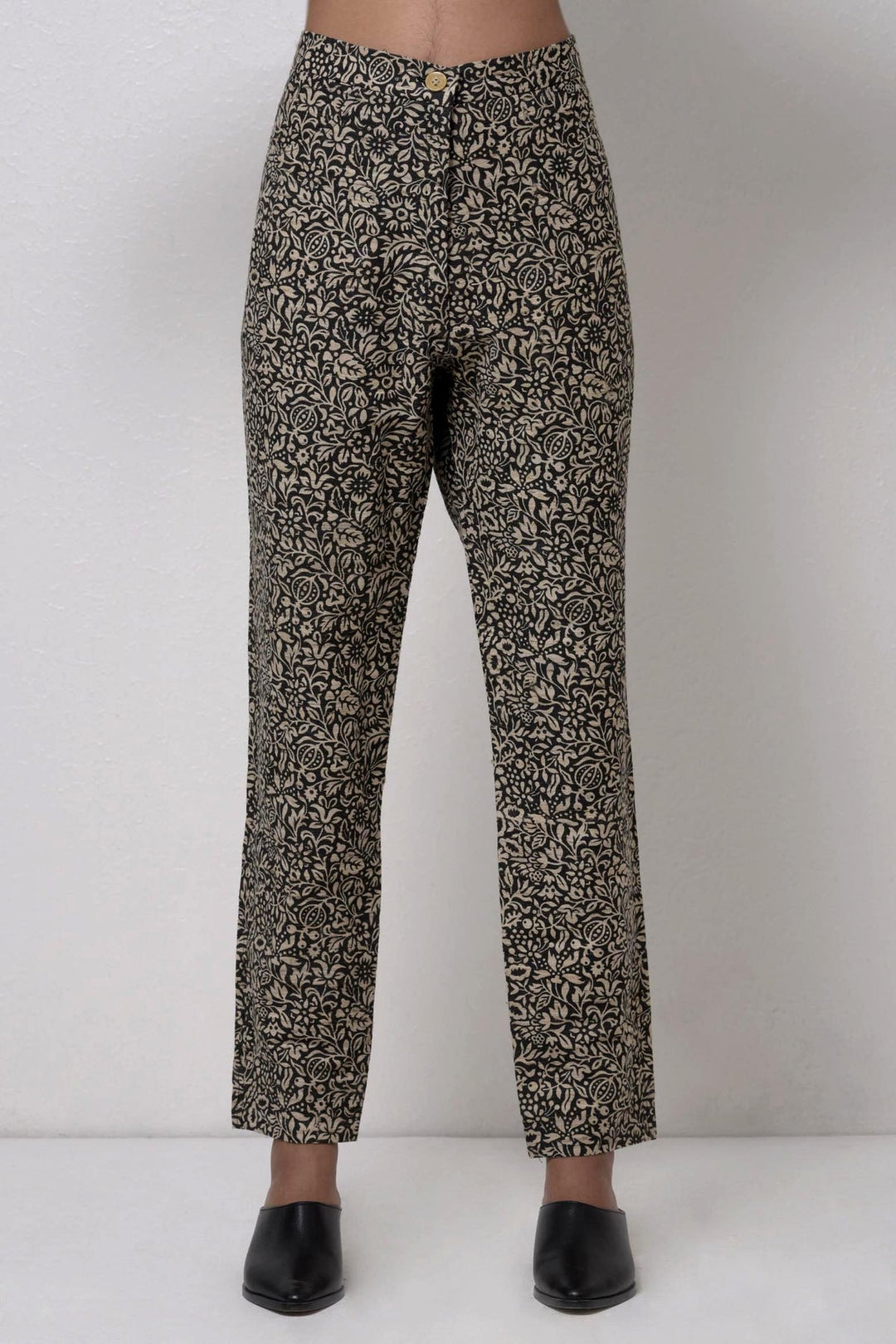 Beige & Black Silk Trouser with Pockets | Printed Trouser With Side Pockets - Beige & Black