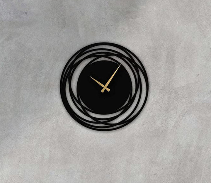 Unique Pattern Black Metal Wall Clock